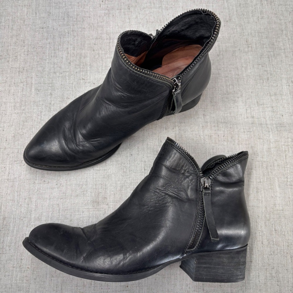 Jeffrey Campbell Crockett Booties Black Leather Zipper Distressed Women's‎ 7.5
